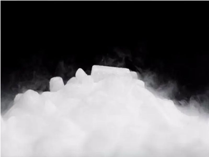 西安工業(yè)氣體公司干冰各行各業(yè)用途及注意事項有哪些？